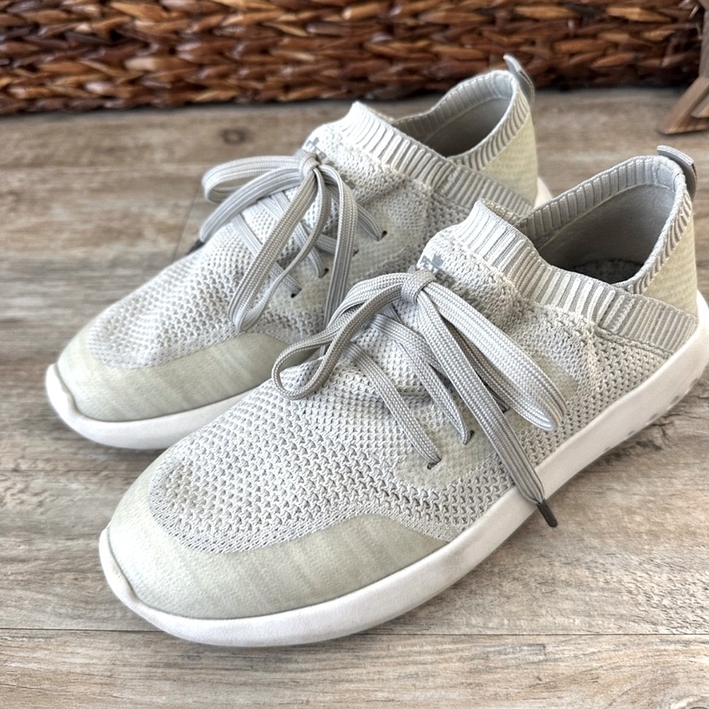 Peter Millar  Knit Sneakers in Light Gray